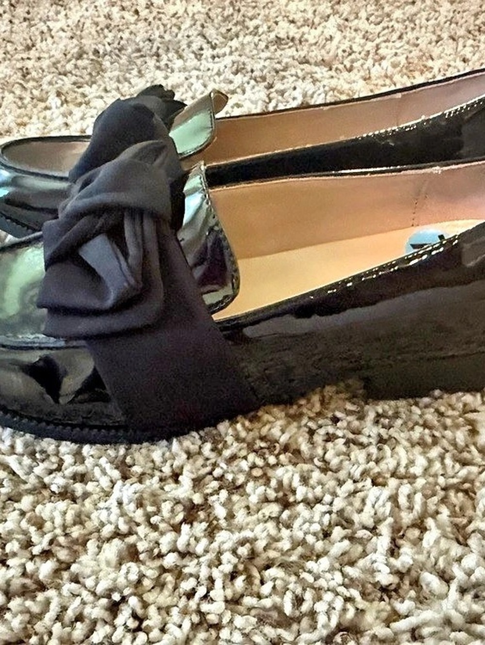 Women's Black Patent Bow Wedge Pumps Size US 8 Like New